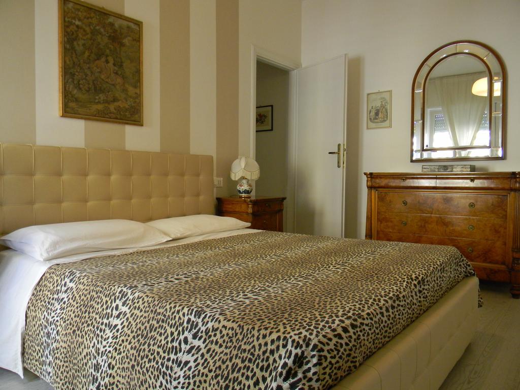 Villa Serena Viareggio Exteriör bild